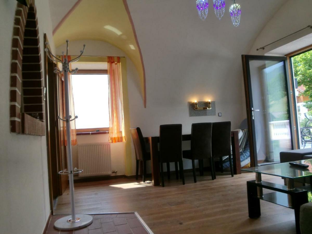 Garten- & Loggia-Appartement Herrenhaus Dellach im Drautal Kültér fotó