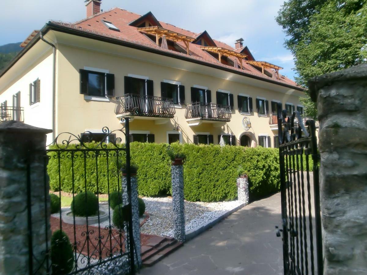 Garten- & Loggia-Appartement Herrenhaus Dellach im Drautal Kültér fotó