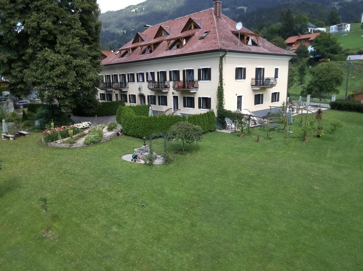 Garten- & Loggia-Appartement Herrenhaus Dellach im Drautal Kültér fotó
