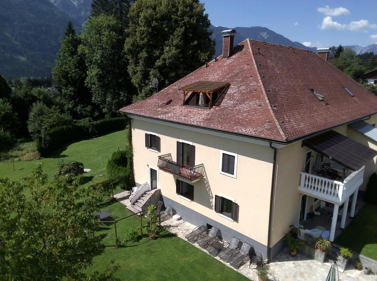 Garten- & Loggia-Appartement Herrenhaus Dellach im Drautal Kültér fotó